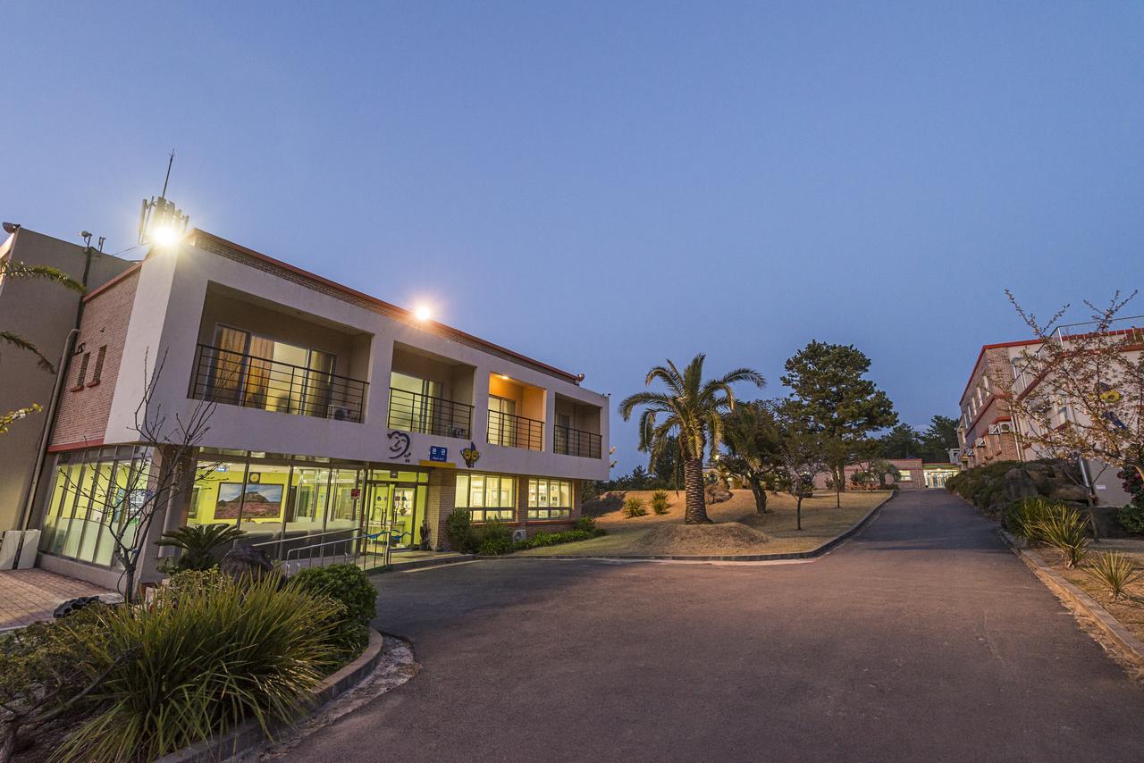 Jeju Youth Hostel Екстериор снимка
