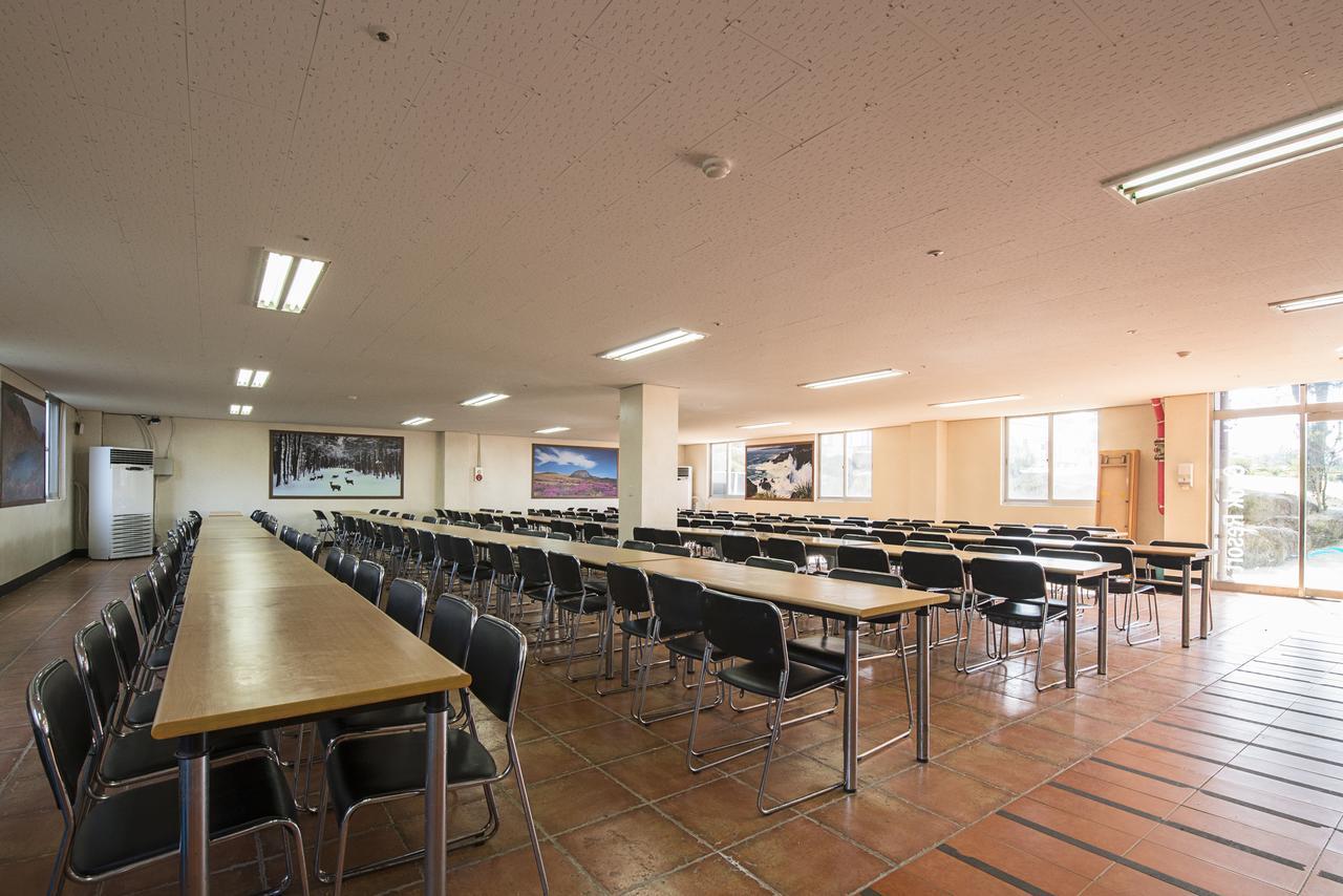 Jeju Youth Hostel Екстериор снимка