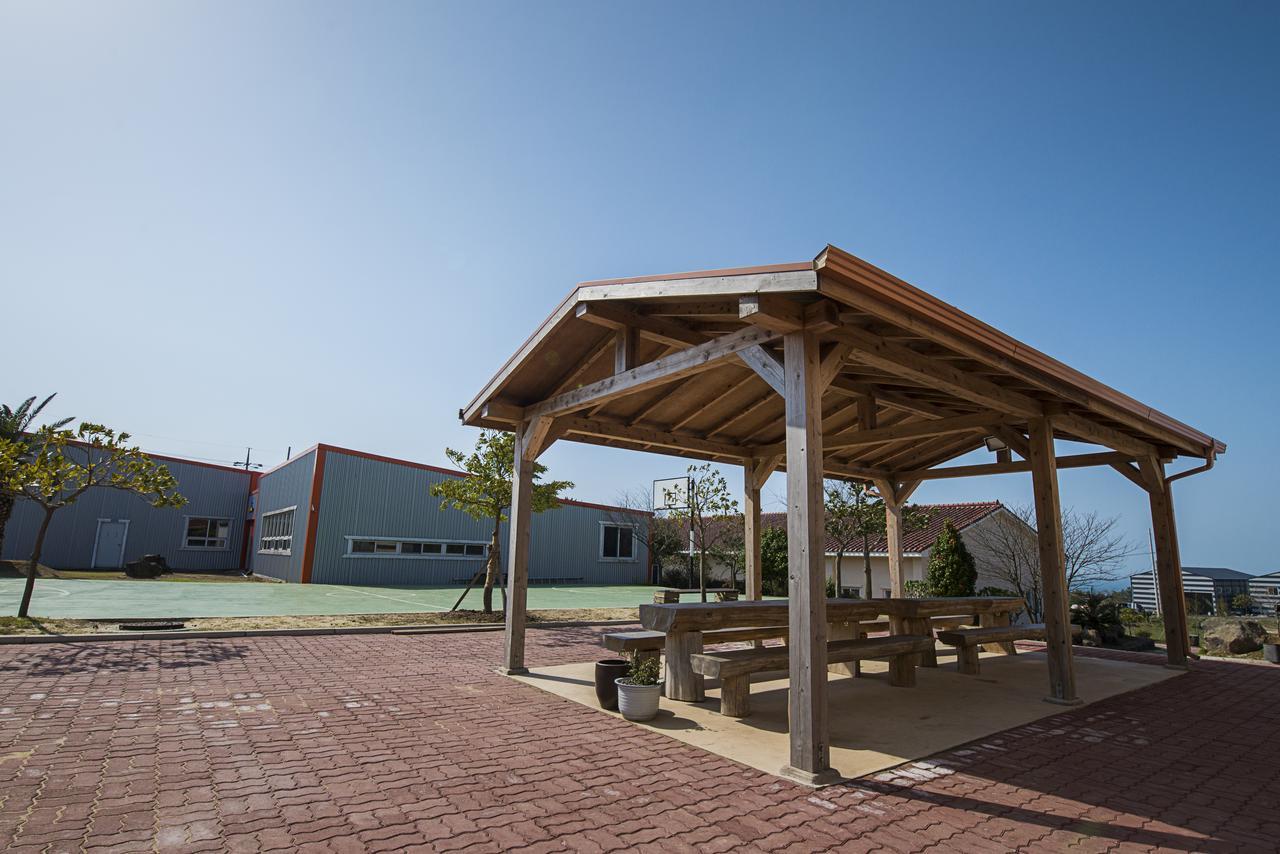 Jeju Youth Hostel Екстериор снимка