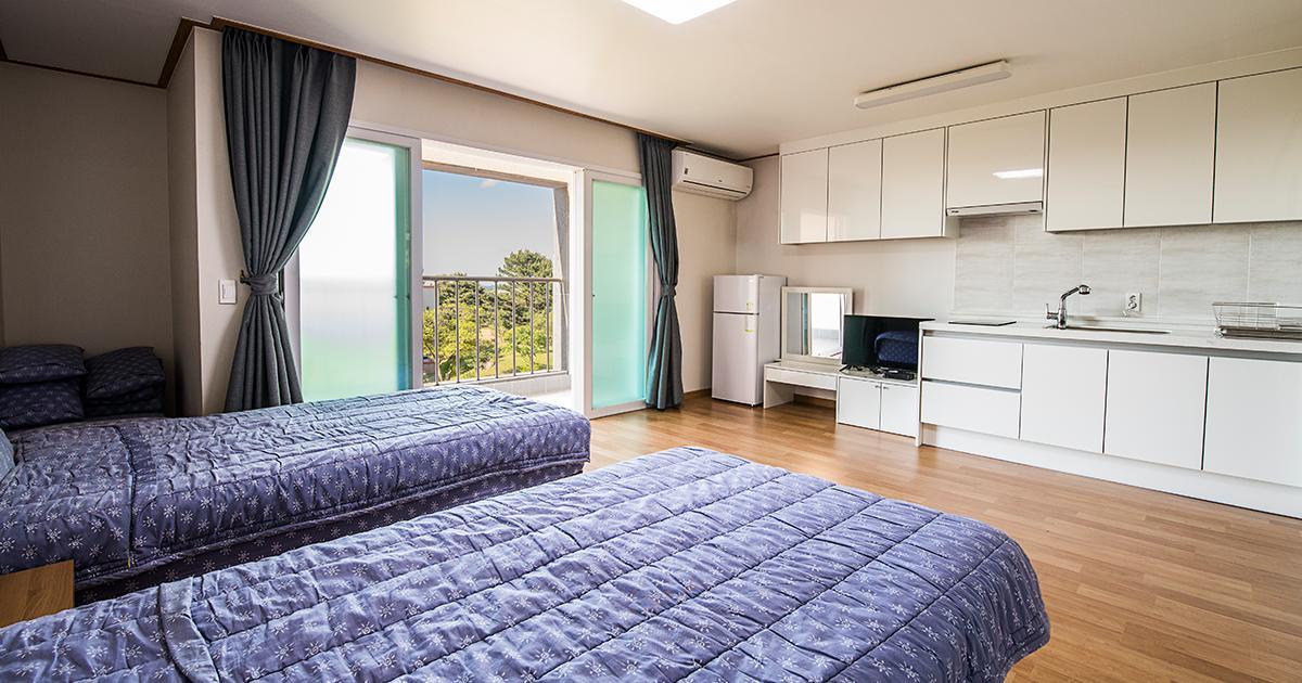 Jeju Youth Hostel Екстериор снимка