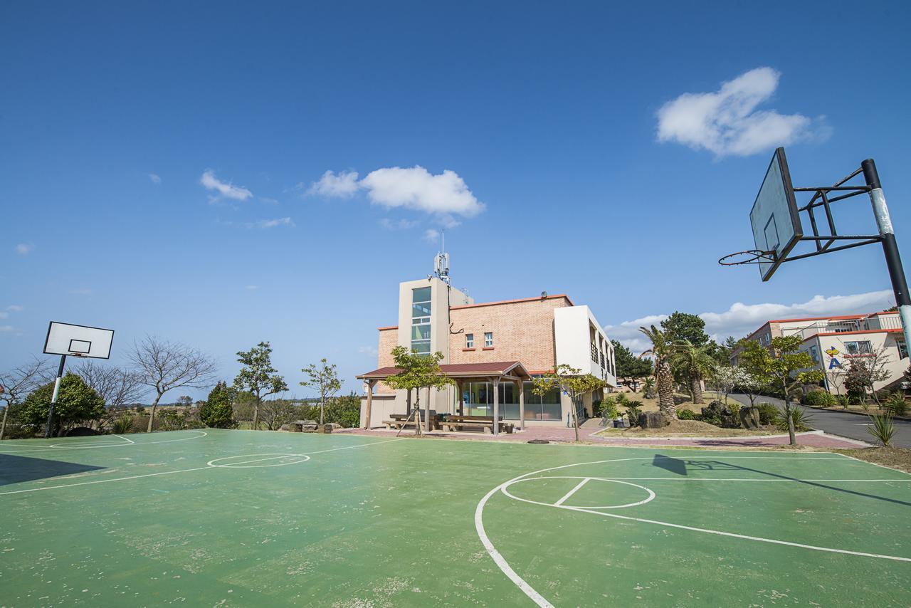 Jeju Youth Hostel Екстериор снимка